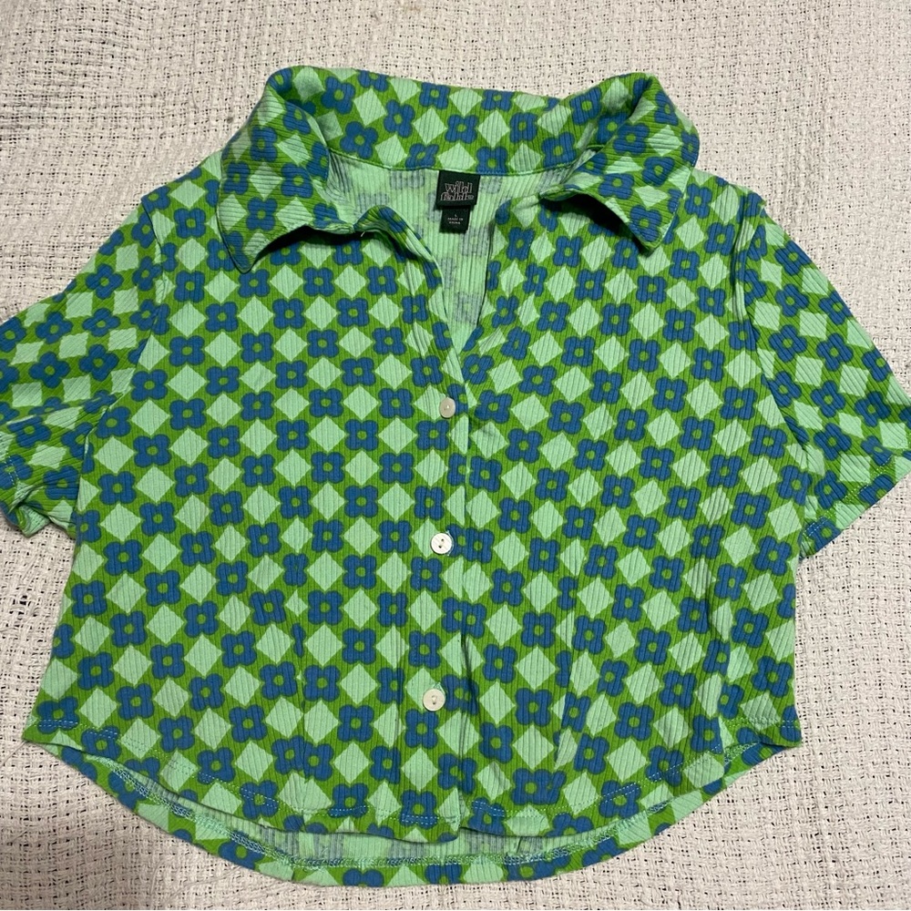 Wild Fable Green Button Up Collared Crop Top Large - Picture 2 of 5